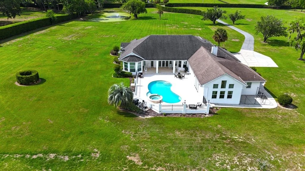 Photo of 601 SE 80TH STREET