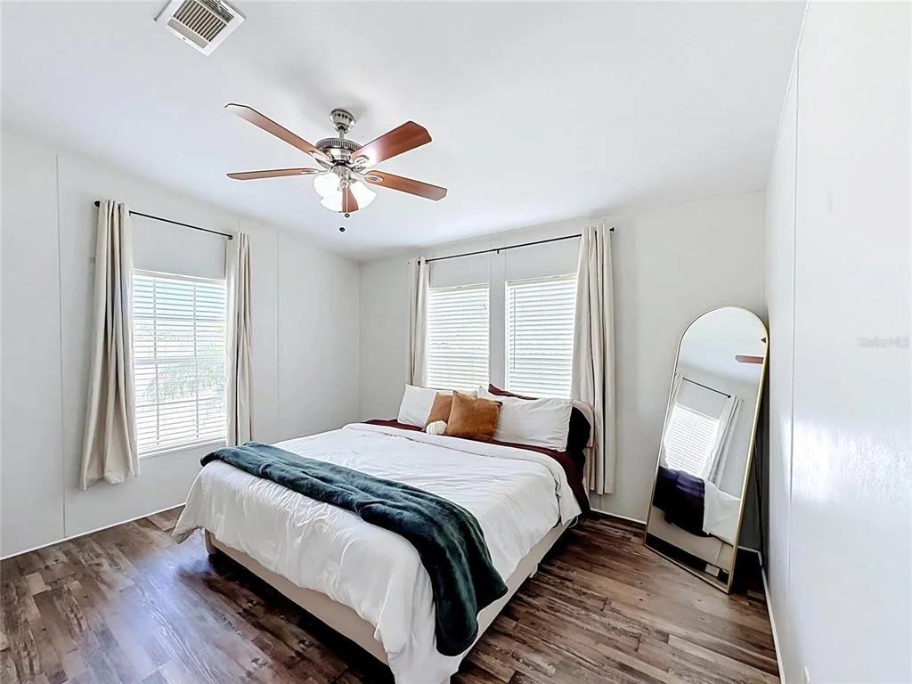 Photo of 25110 ALAMANDA DR