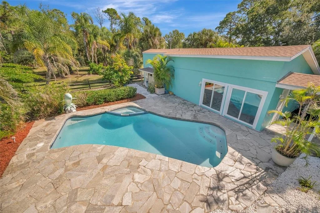 Photo of 403 LONGBOW TRAIL