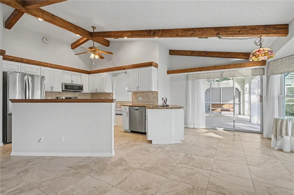 Photo of 1119 VIA FORMIA
