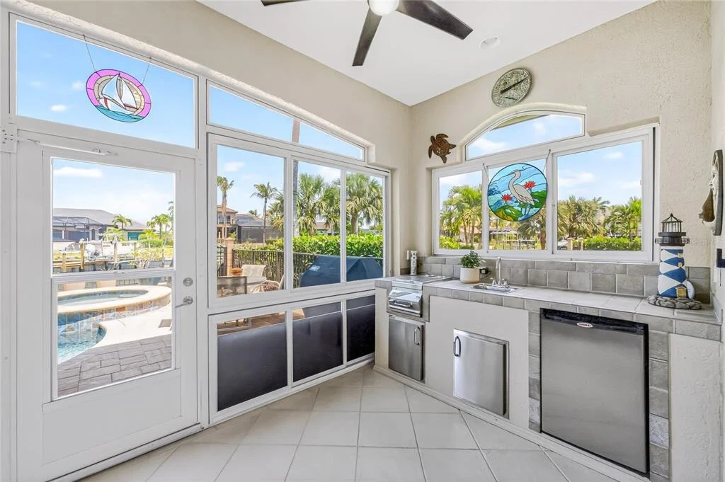 Photo of 3337 SUNSET KEY CIRCLE