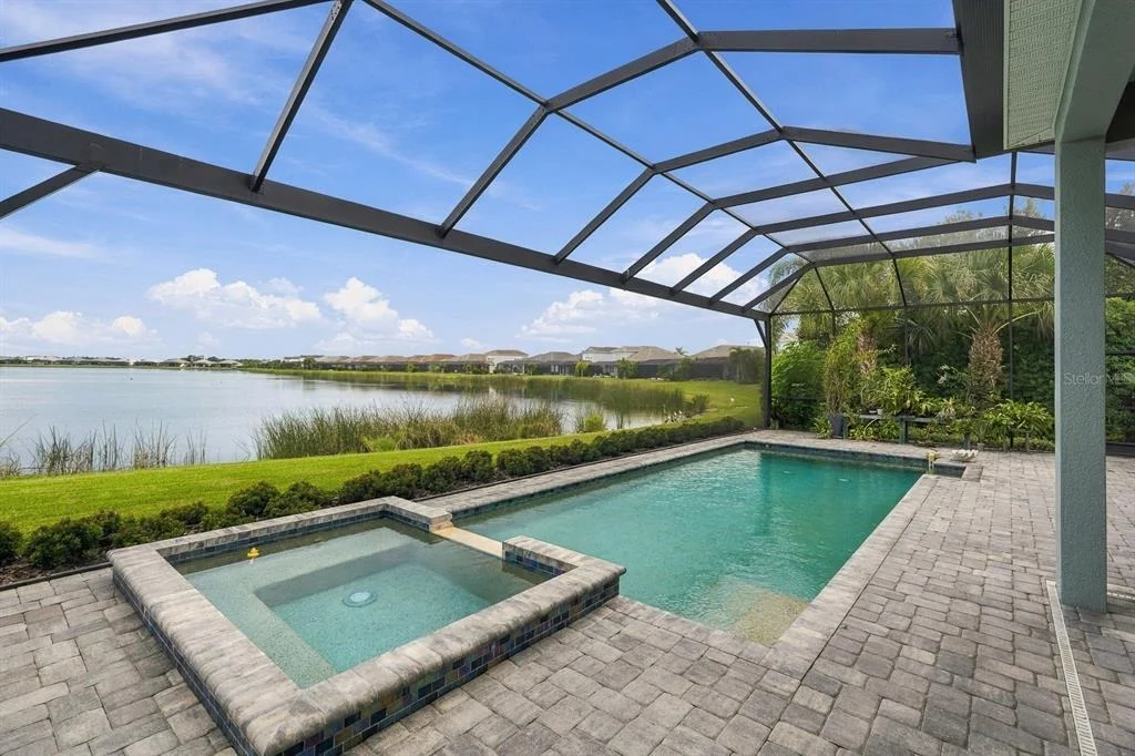 Photo of 8083 WATERBEND TRAIL