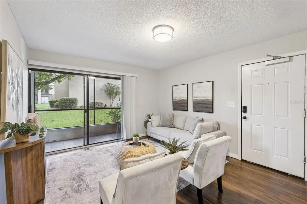 Photo of Unit 1 at 220 MOREE LOOP
