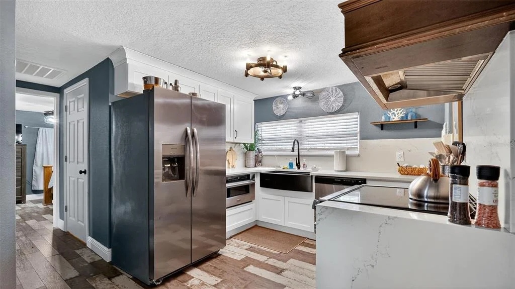 Photo of 5411 TEAL DRIVE