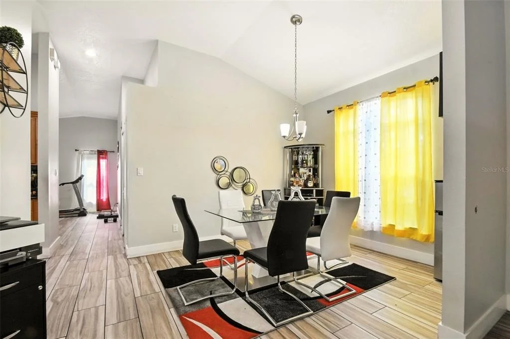 Photo of 6084 BROOKHILL CIRCLE