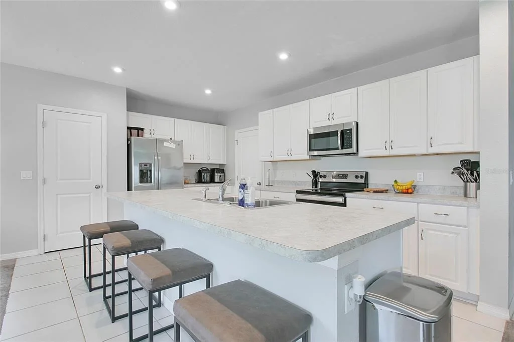 Photo of 582 BLACK EAGLE DRIVE
