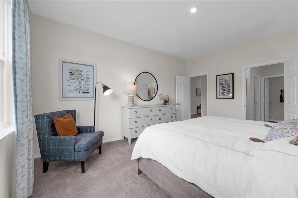 Photo of 843 PEBBLE CREST LANE