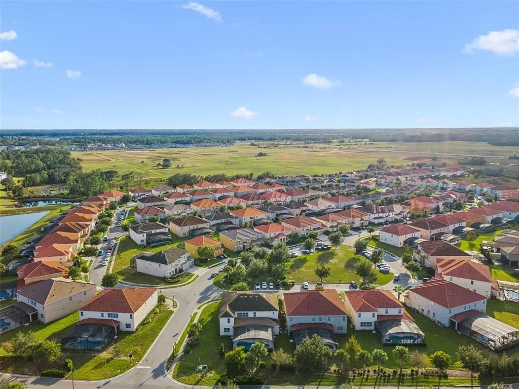 Photo of 6000 OAK GREEN LOOP