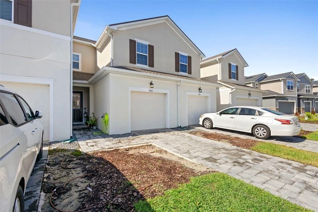 Photo of 866 SPRING PALMS LOOP