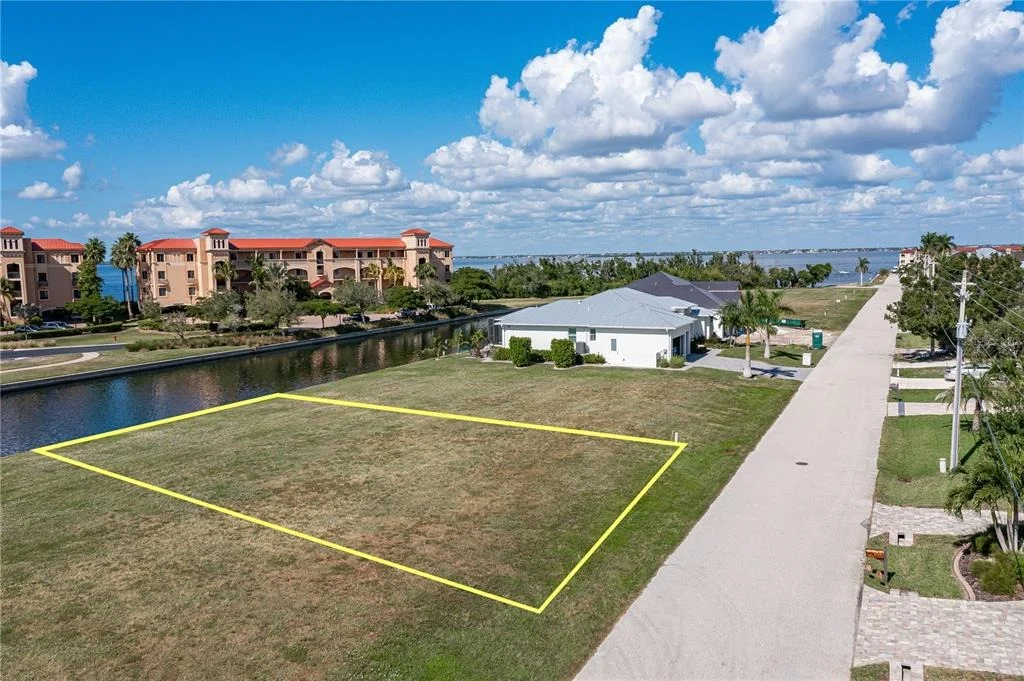 Photo of 83 COLONY POINT DRIVE
