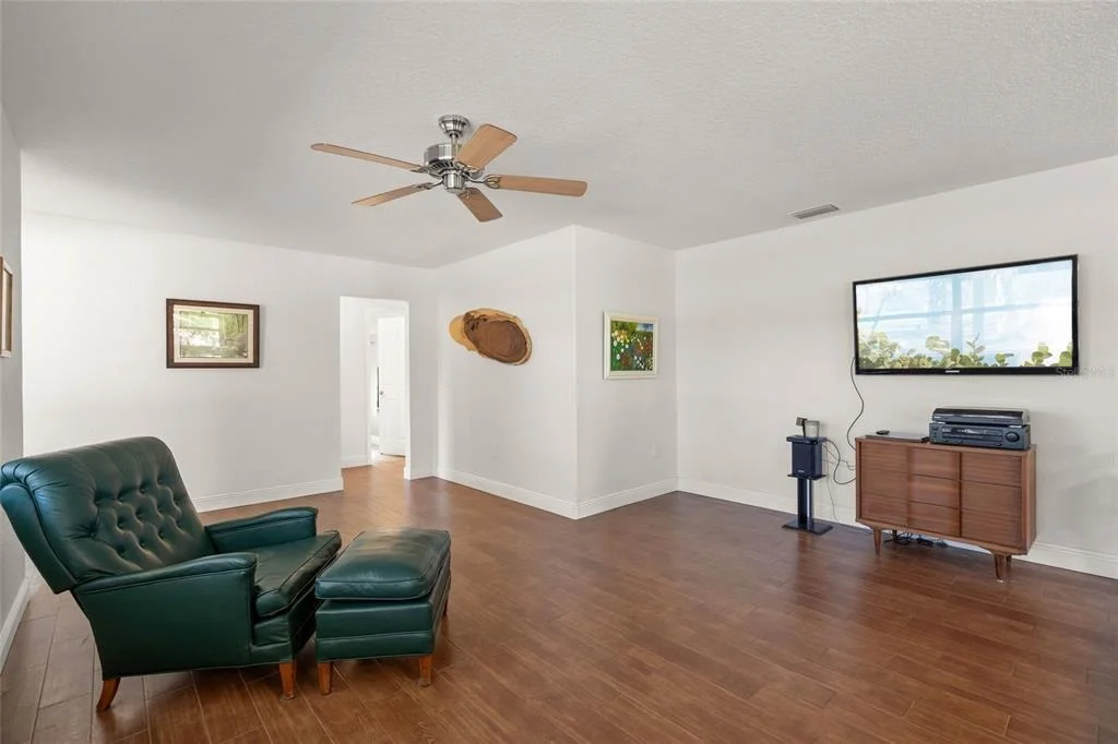 Photo of 6520 QUONSET ROAD