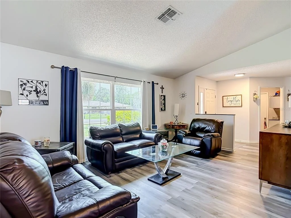 Photo of 10433 DUNKIRK ROAD