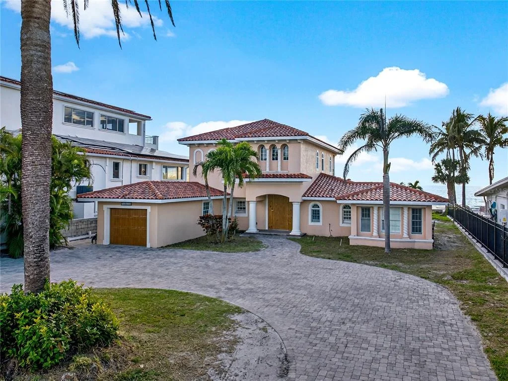 Photo of 16116 GULF BOULEVARD