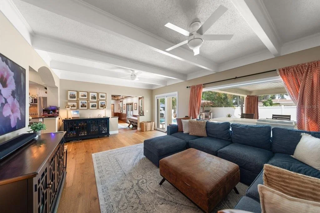 Photo of 3005 SUNSET DRIVE
