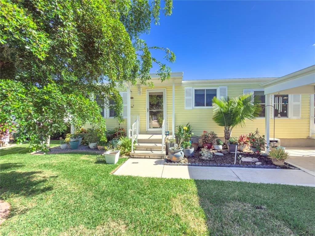 Photo of 190 NIGHTINGALE CIRCLE