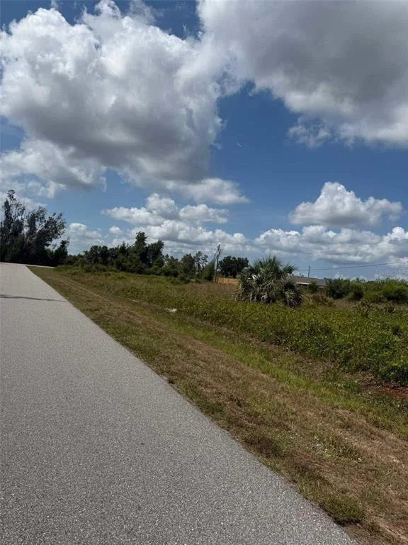 Photo of 365 COAST LINE BOULEVARD