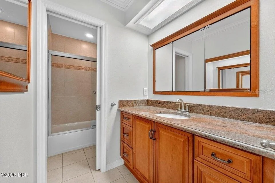 Photo of 448 RIVERSIDE DRIVE