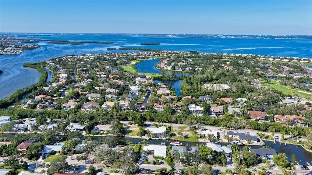 Photo of 619 BUTTONWOOD DRIVE