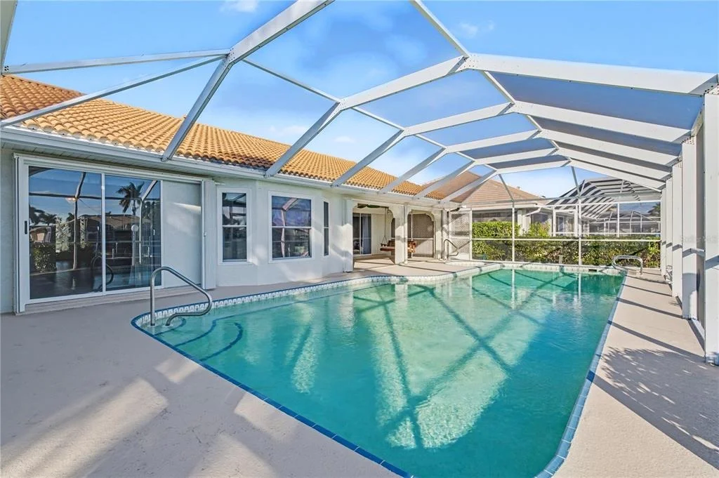 Photo of 1119 VIA FORMIA
