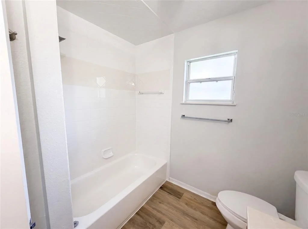 Photo of 431 HARBOUR LIGHTS DRIVE