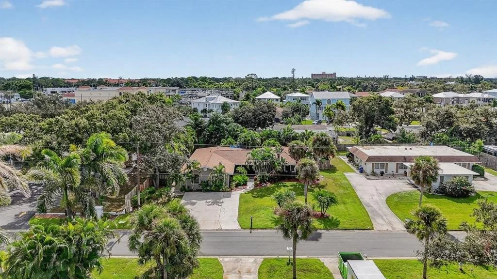Photo of 1884 SOUTHPOINTE DRIVE