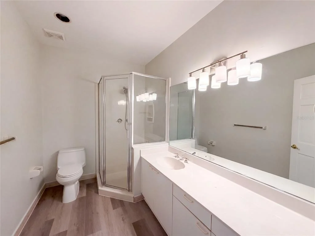 Photo of 24 BAY POINTE DRIVE