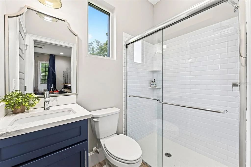 Photo of 4156 BENEDICT AVENUE