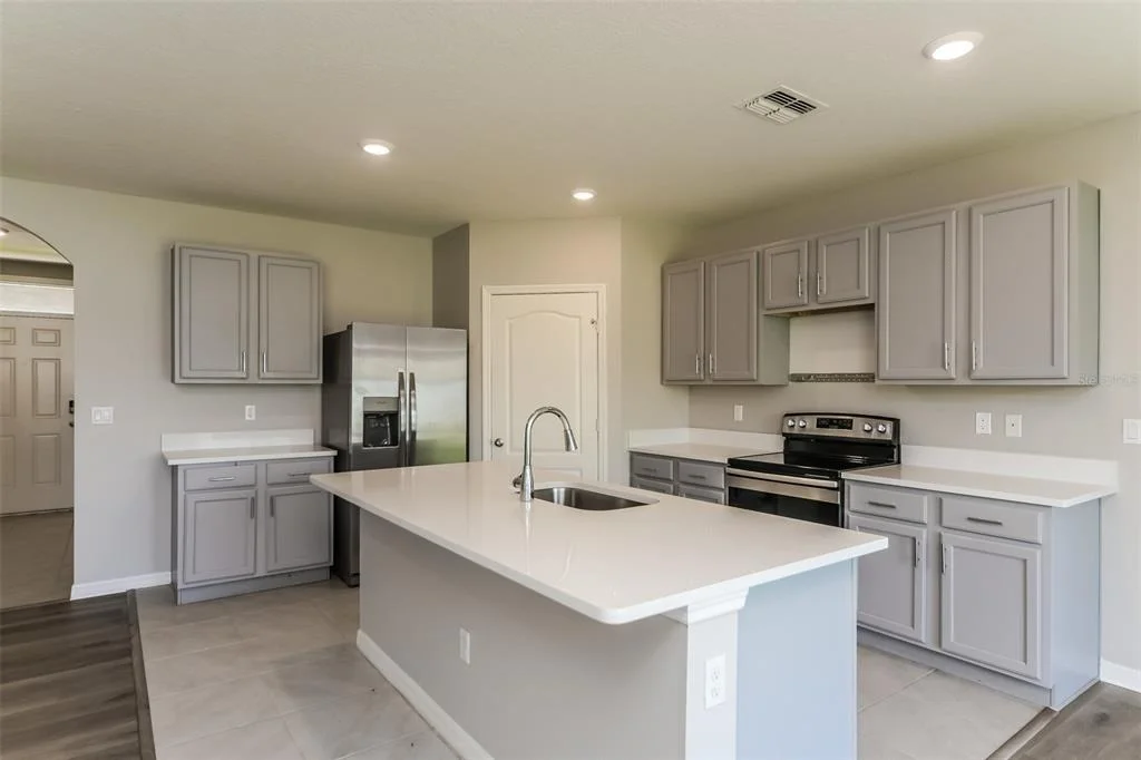 Photo of 321 ALEXZANDER WAY