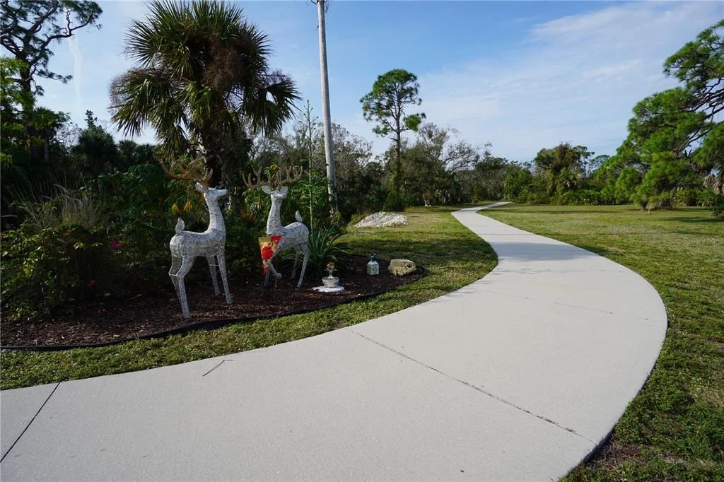 Photo of 17123 BARCREST LANE