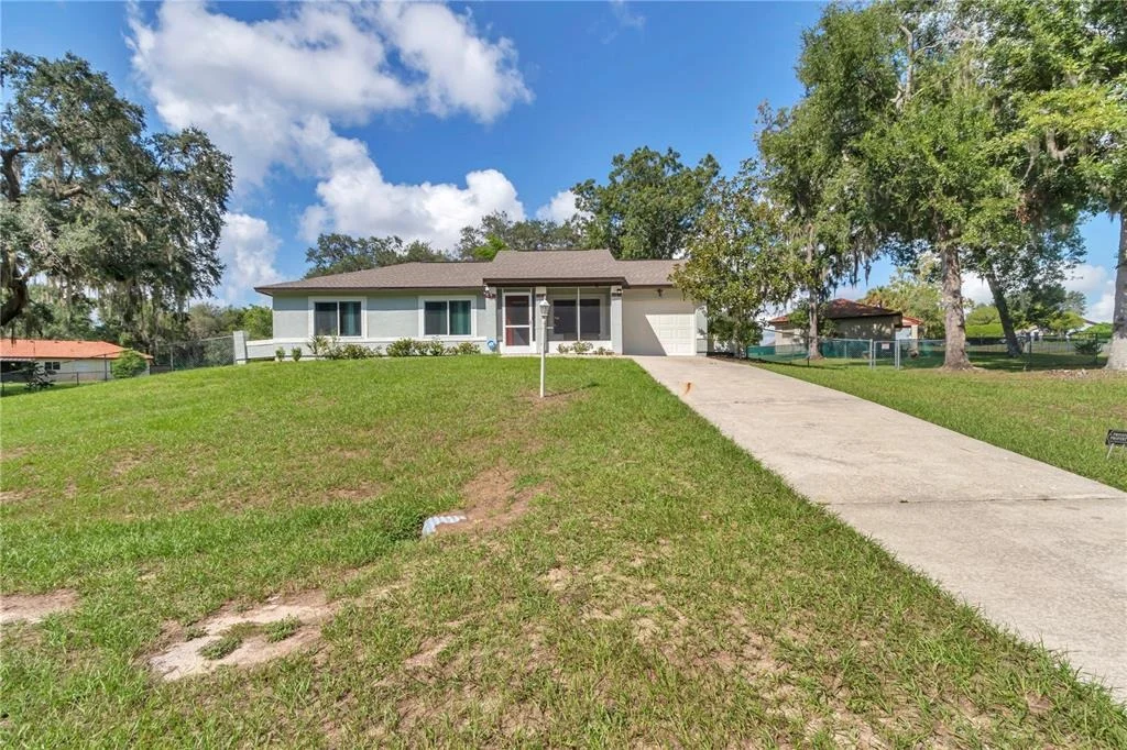Photo of 814 OAK ROAD