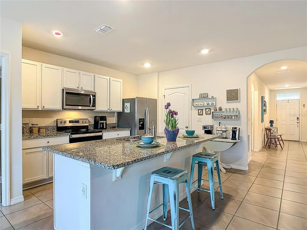 Photo of 712 RED HAWK LANE