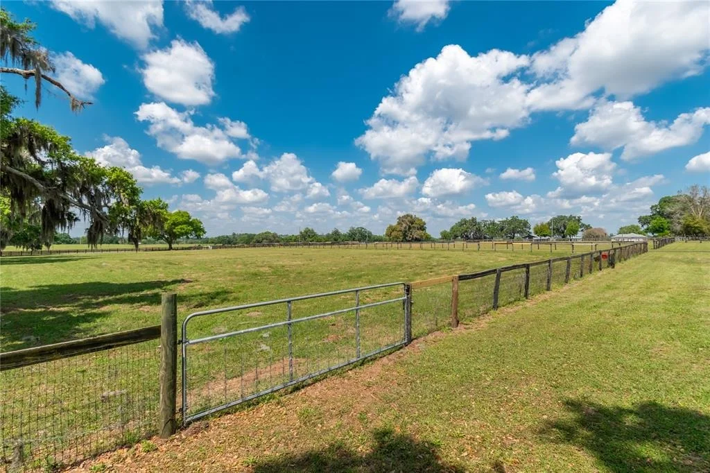 Photo of 13025 NW GAINESVILLE ROAD
