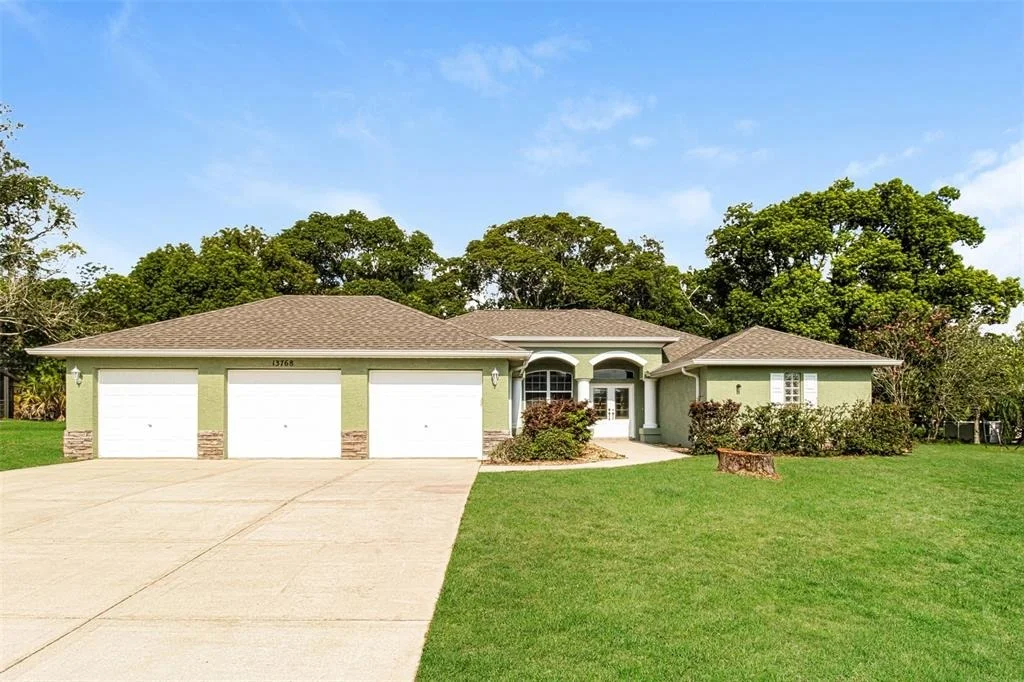 Photo of 13768 RUDI LOOP