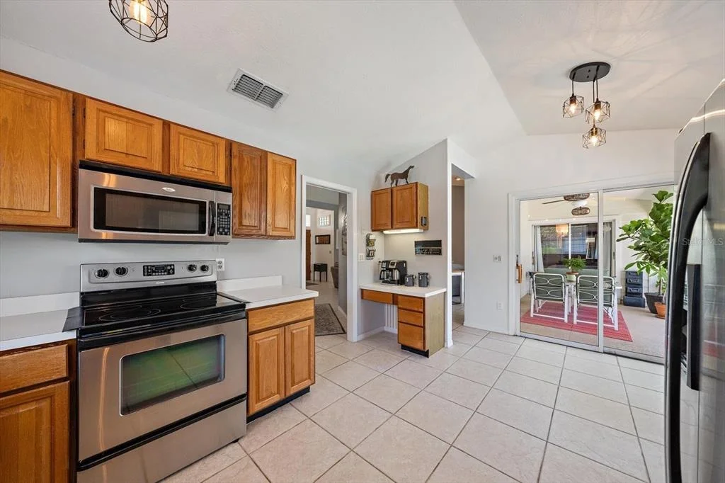 Photo of 4732 MEADOWVIEW CIRCLE