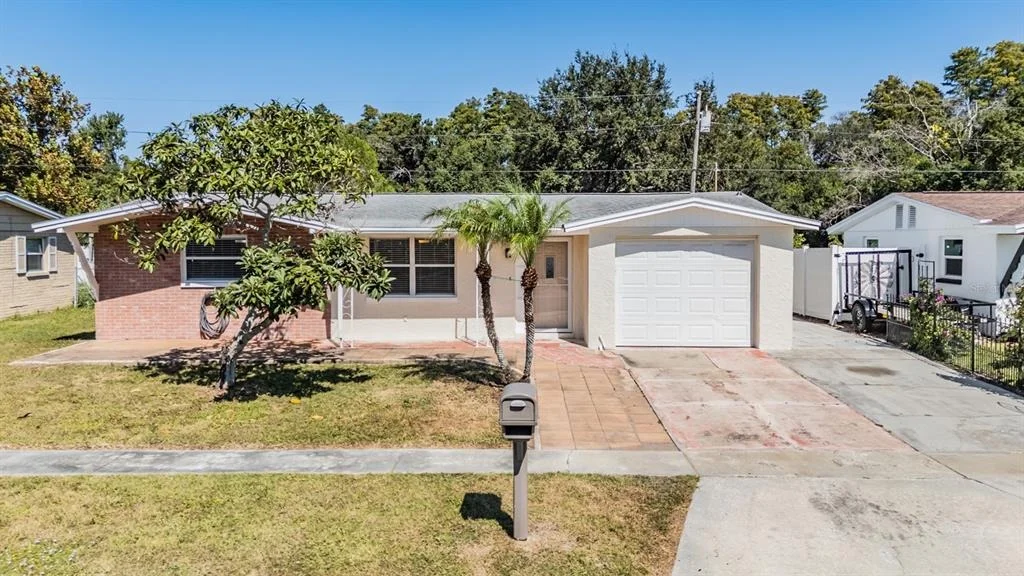 Photo of 5301 DAWN LANE
