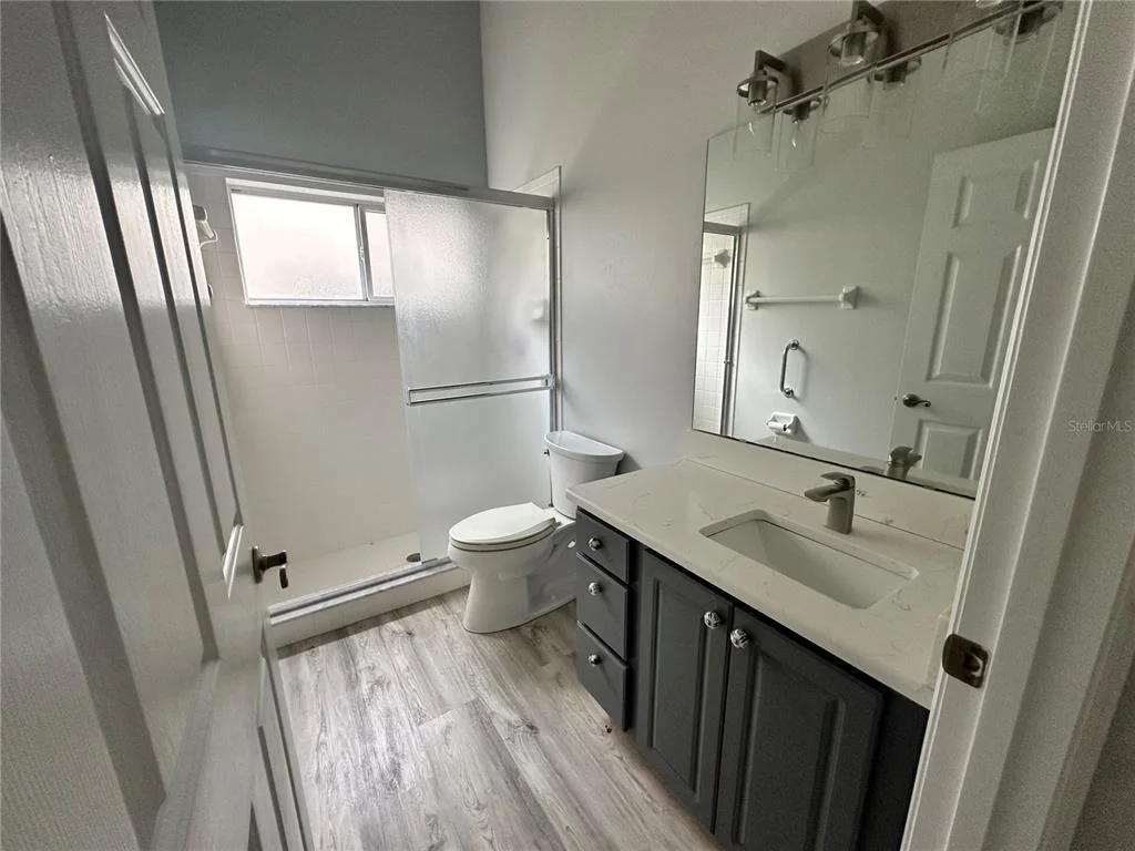 Photo of 4242 LEAFWAY CIRCLE