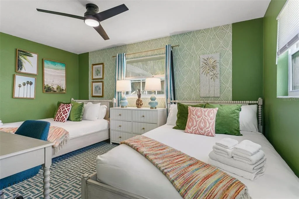 Photo of 412 DEVILLE DRIVE E