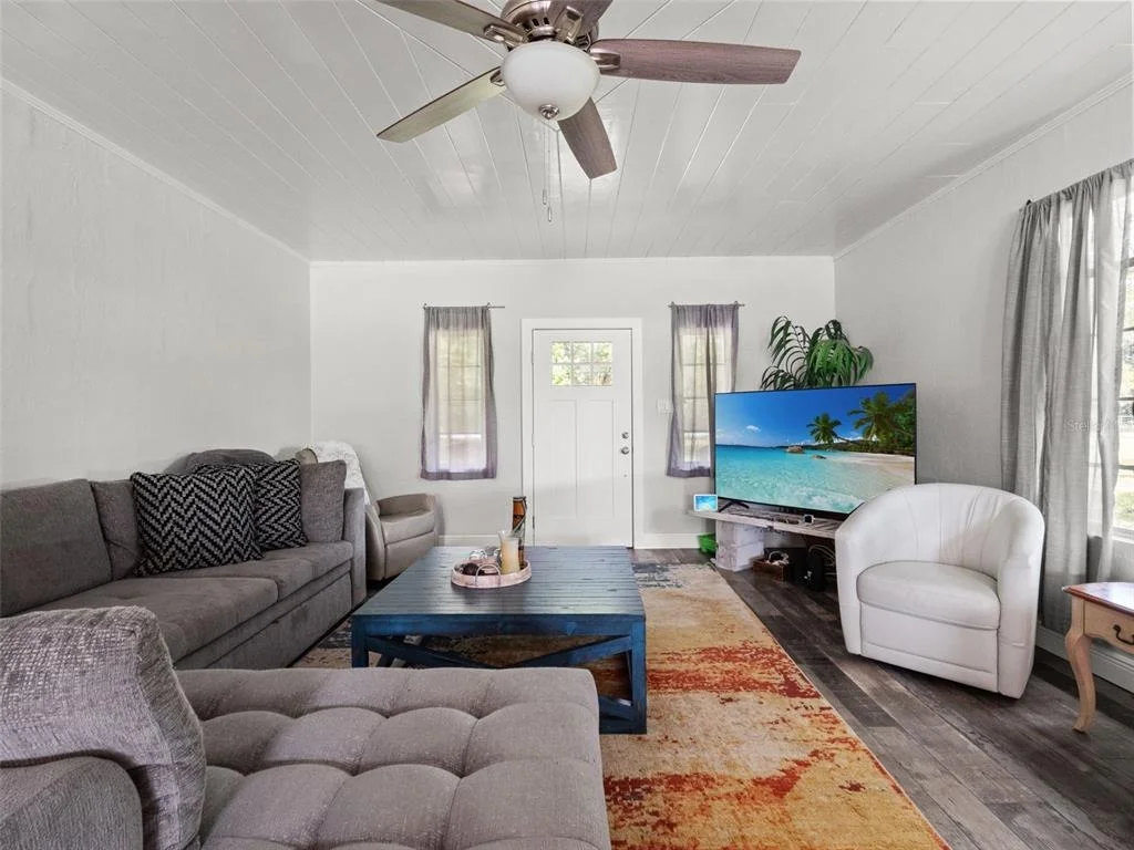 Photo of 255 BENES ROAD