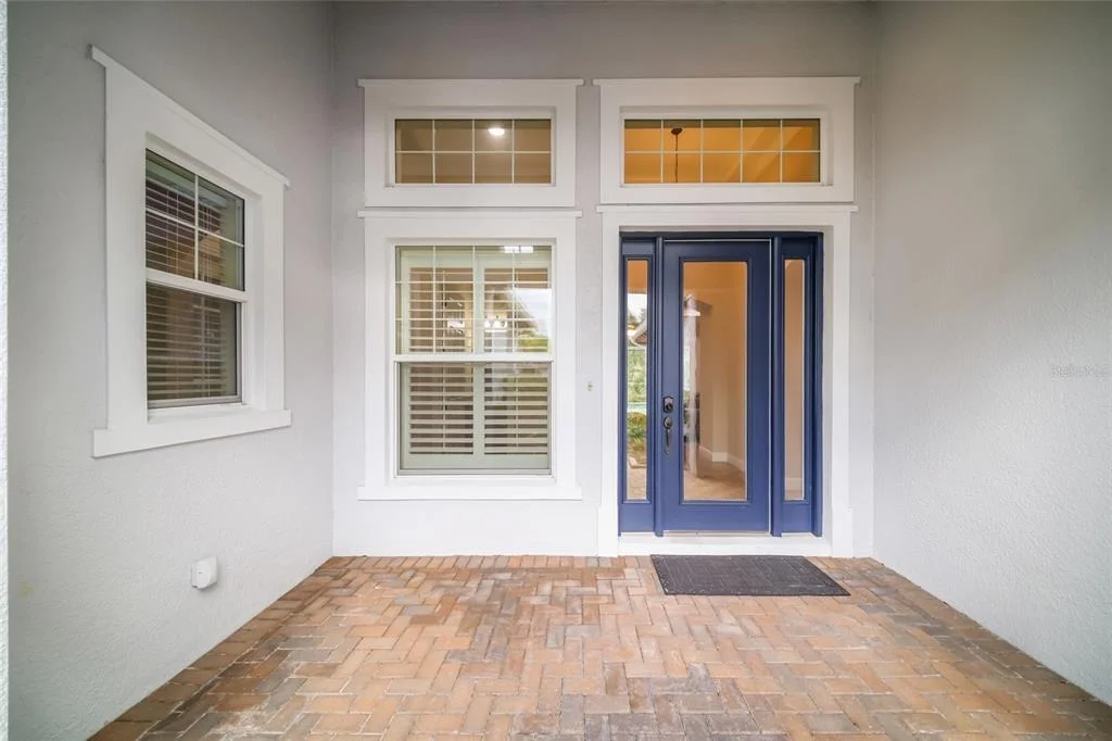 Photo of 921 RIVERSCAPE STREET