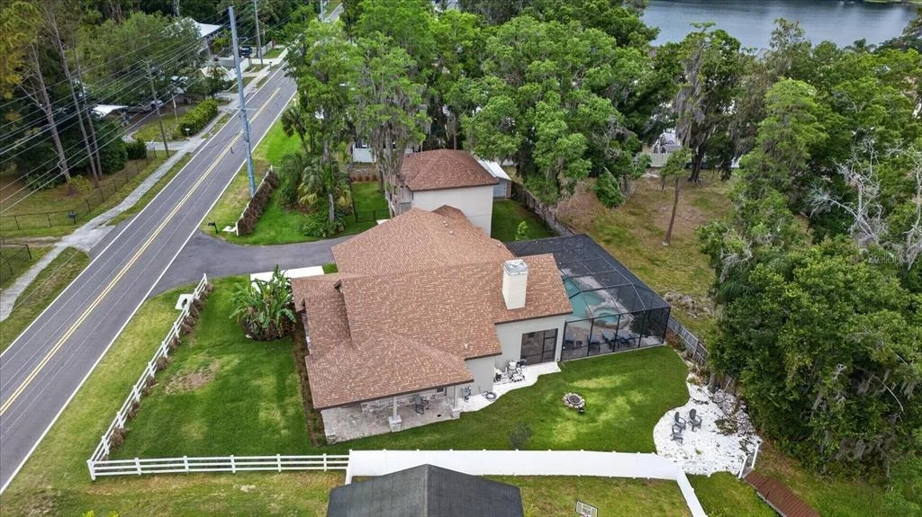 Photo of 1208 SUNSET LANE