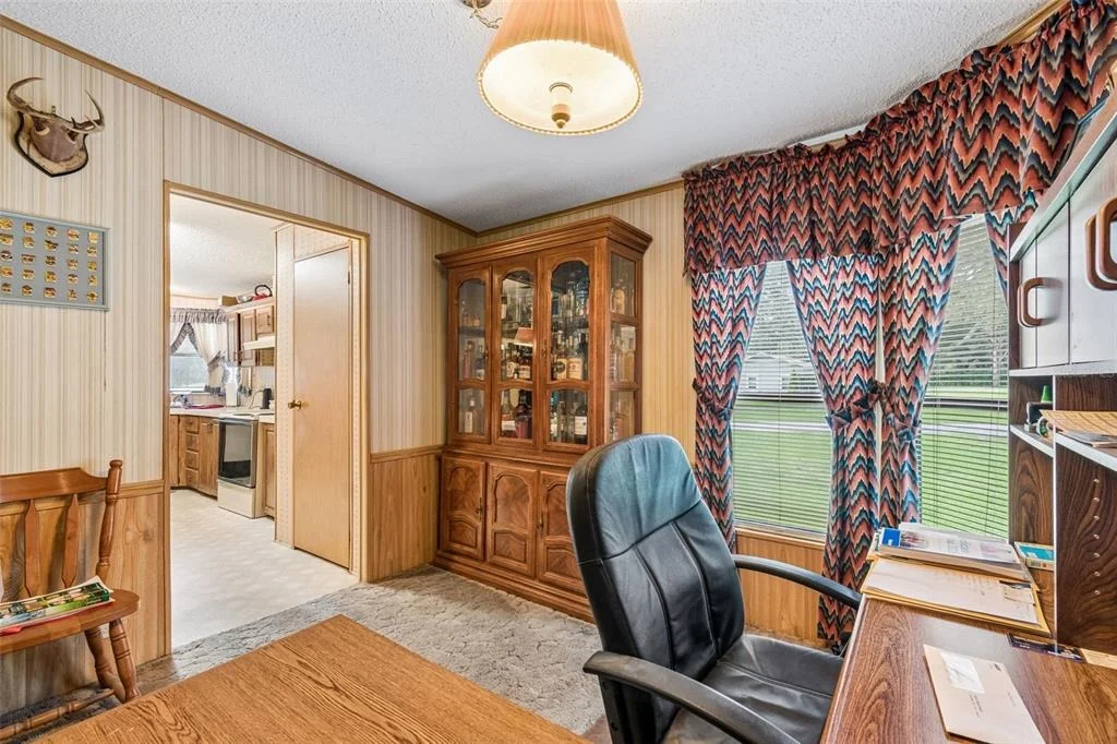 Photo of 6325 OAKVIEW LANE