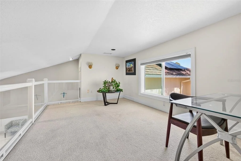 Photo of 2392 LANDINGS CIRCLE