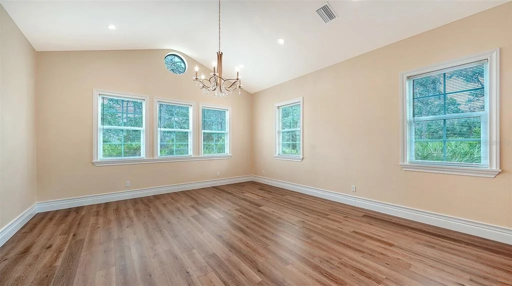 Photo of 360 N POINT ROAD