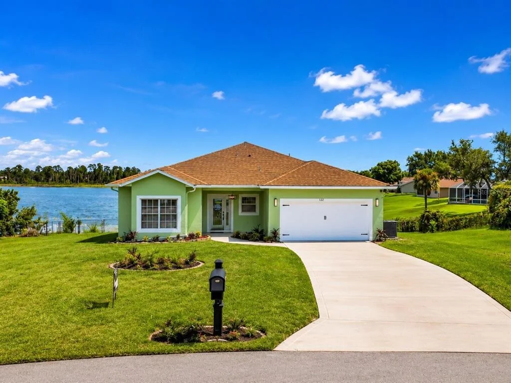 Photo of 2122 DUMAS DRIVE