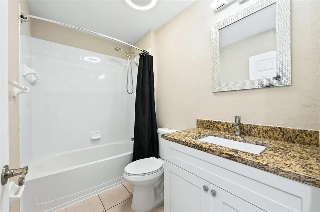 Photo of 1135 TOLUKE POINT