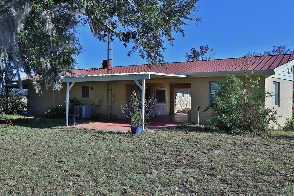 Photo of 2155 SE COUNTY HIGHWAY 484