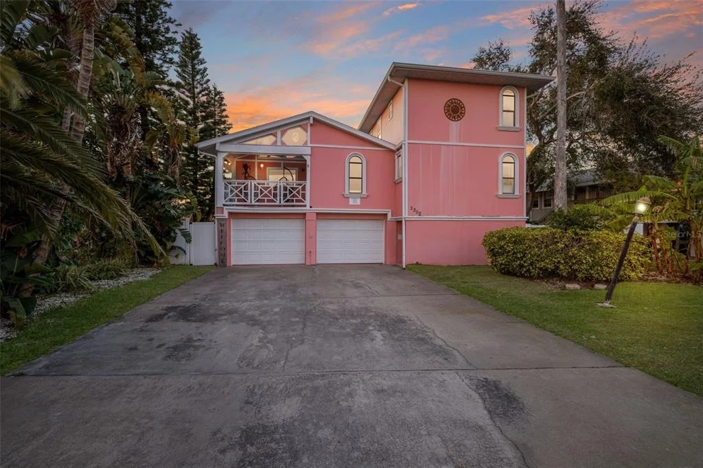 Photo of 2302 BAY BOULEVARD