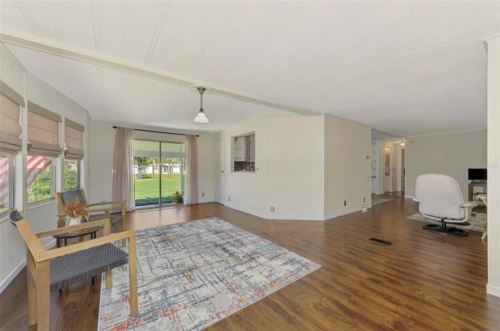 Photo of 49 COMPASS POINT
