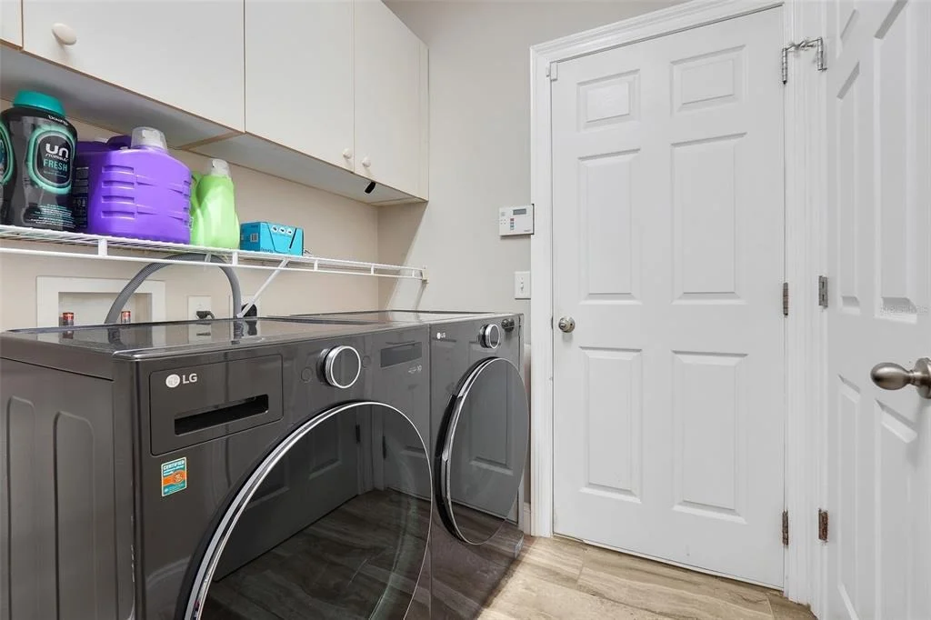 Photo of 11045 LEMAY DRIVE