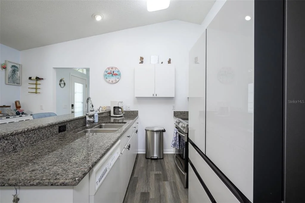Photo of 6 SPIVEYS COURT
